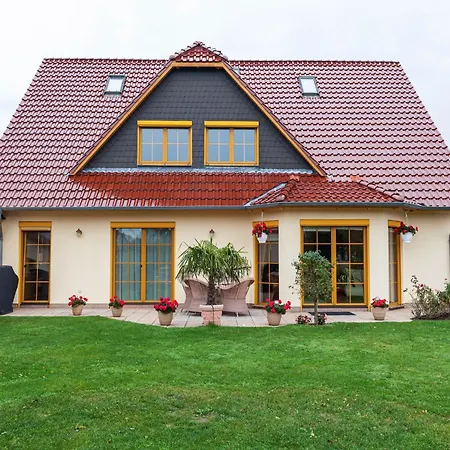 Beachside Haven, Cleaning Included Apartament *