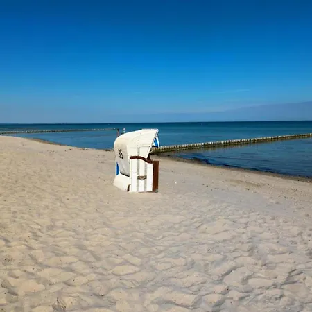 Beachside Haven, Cleaning Included *